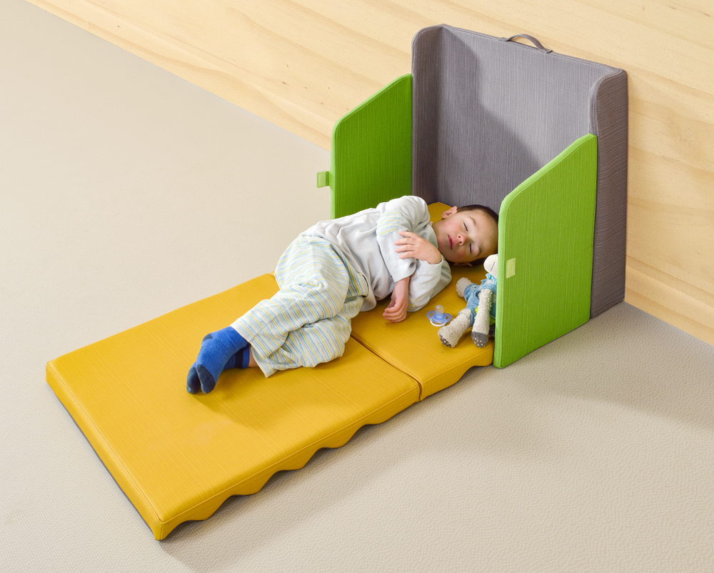 Lits De Bebes Creche Suisse Matelas Valise Repliable Ref M179